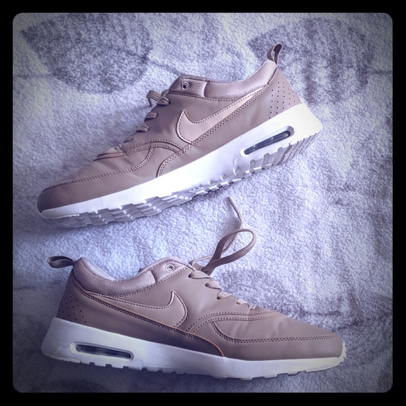 nike althea white